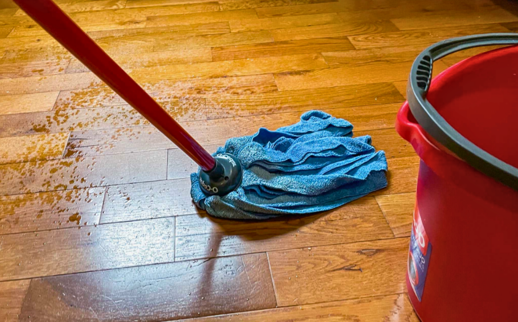 preparing hardwood floor for refinishing